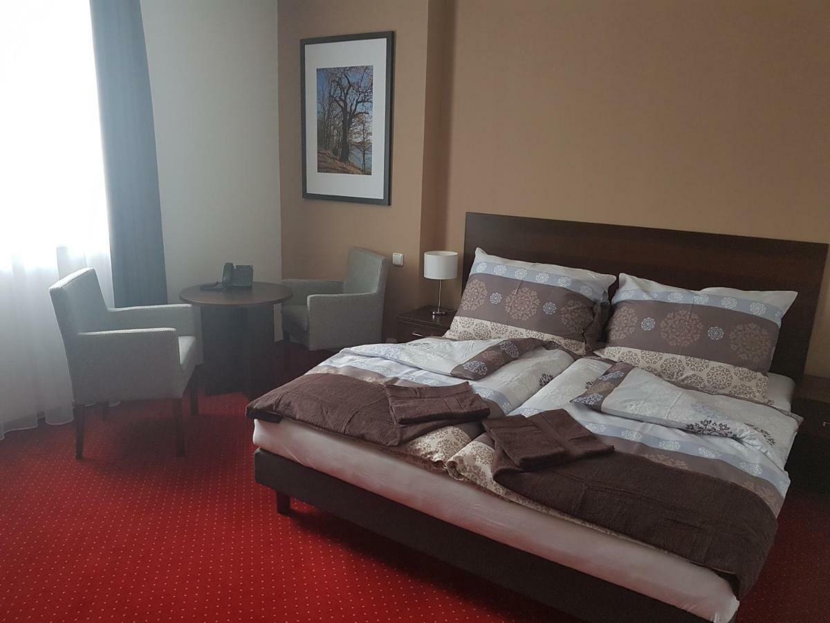 Wellness Hotel Harmonie Třeboň Екстериор снимка