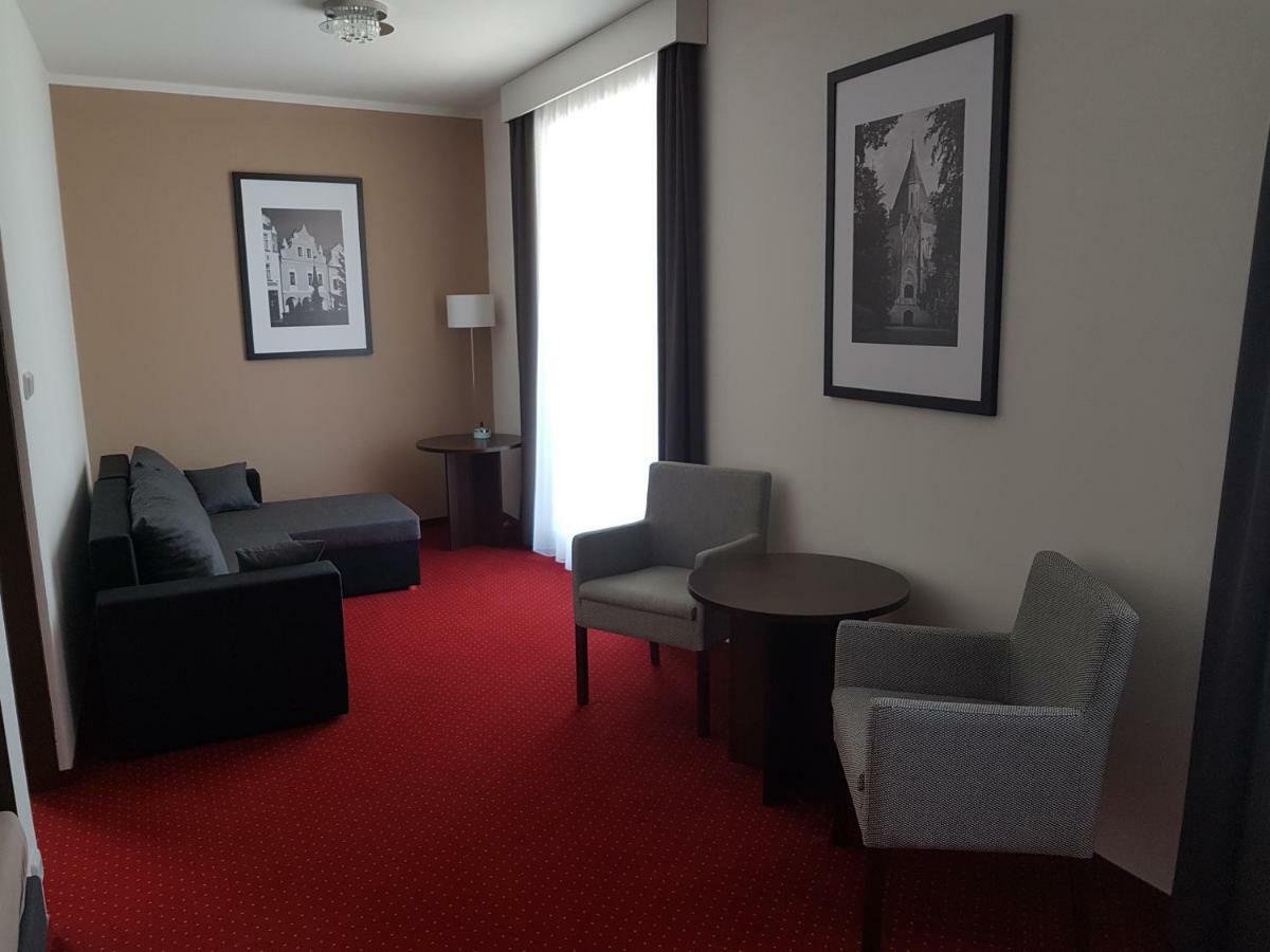 Wellness Hotel Harmonie Třeboň Екстериор снимка