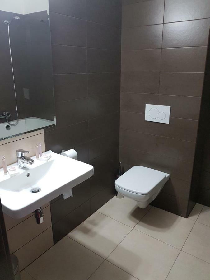 Wellness Hotel Harmonie Třeboň Екстериор снимка