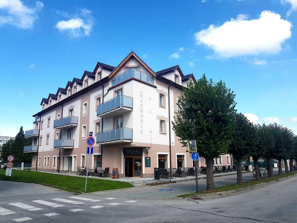 Wellness Hotel Harmonie Třeboň Екстериор снимка